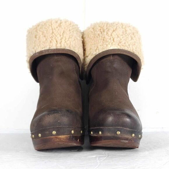 UGG Women's Lynnea US 7 Fold Over Leather Brown Shearling Cuff Clog Boot - Picture 4 of 12